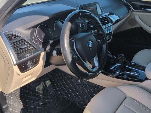 Mineral White Metallic 2018 BMW X3 xDrive30i