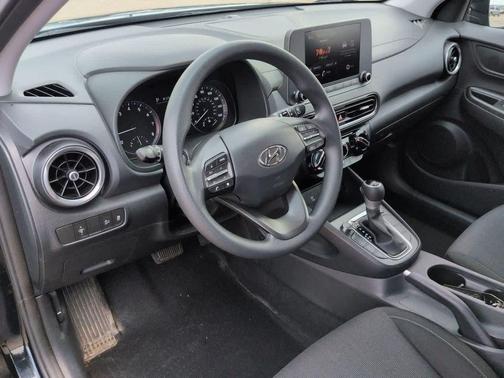 Abyss Black Pearl 2023 Hyundai KONA SEL