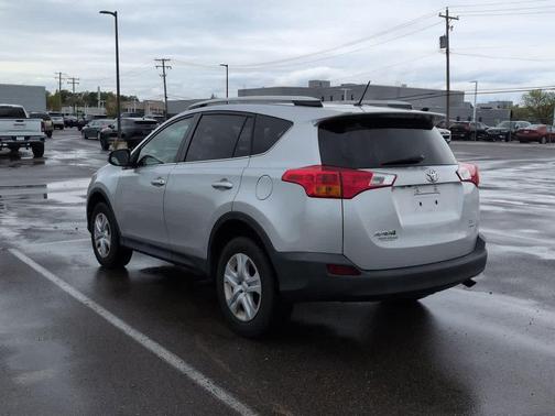 Classic Silver Metallic 2013 Toyota RAV4 LE