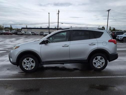 Classic Silver Metallic 2013 Toyota RAV4 LE
