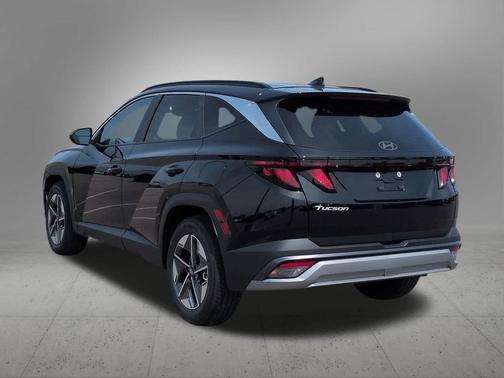 Phantom Black 2026 Hyundai TUCSON SEL