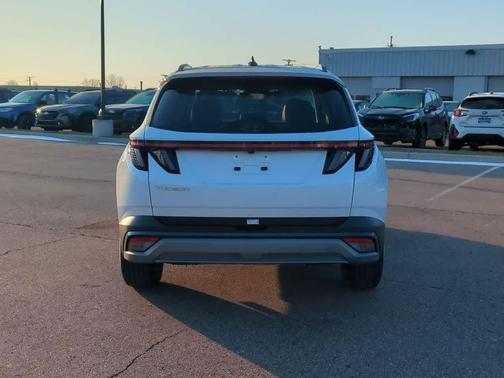 2025 Hyundai TUCSON SEL Convenience