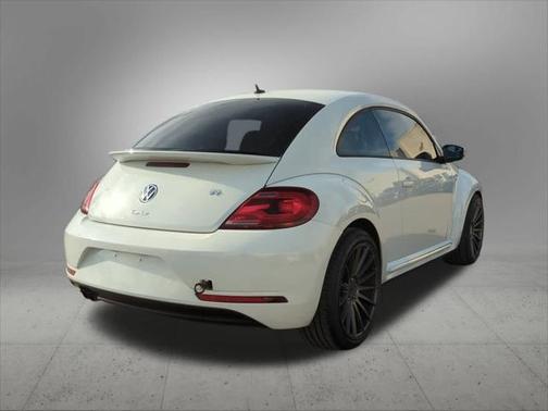 2019 Volkswagen Beetle 2.0T S