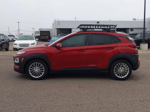 2020 Hyundai KONA SEL