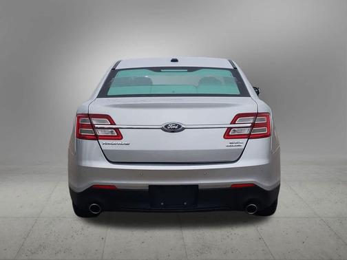 2016 Ford Taurus SEL