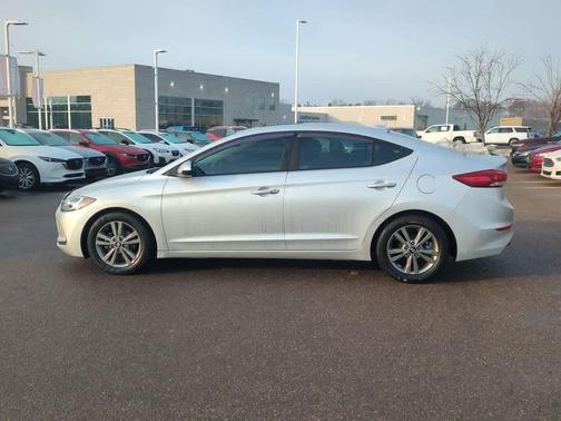 2017 Hyundai ELANTRA Value Edition