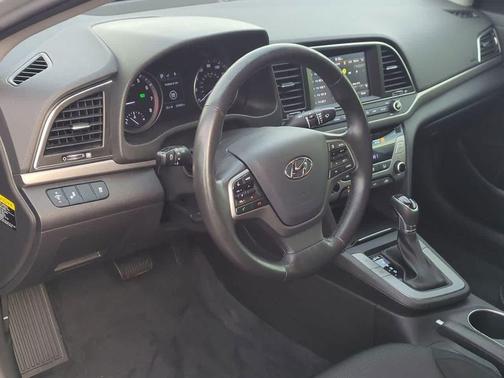 2017 Hyundai ELANTRA Value Edition