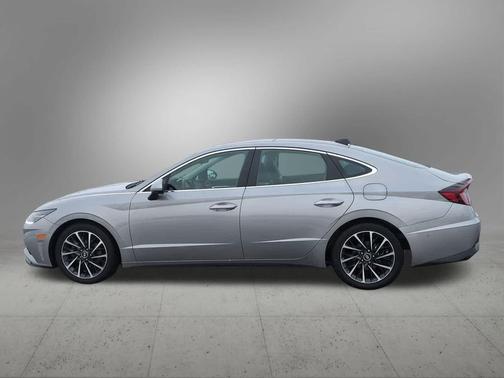 2023 Hyundai SONATA Limited