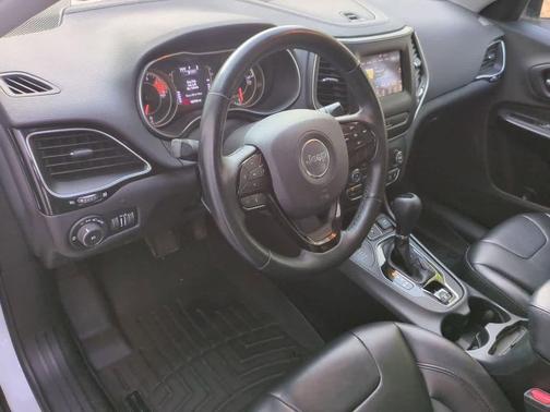 2019 Jeep Cherokee Altitude
