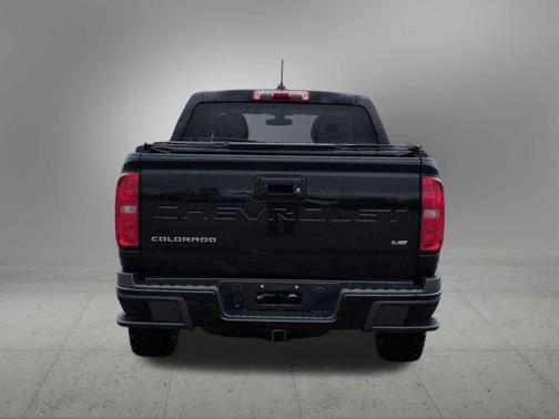 Black 2022 Chevrolet Colorado WT