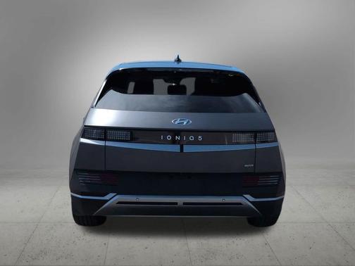 Shooting Star (Matte Gray) 2023 Hyundai IONIQ 5 SEL