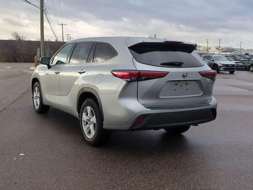 2021 Toyota Highlander Hybrid LE