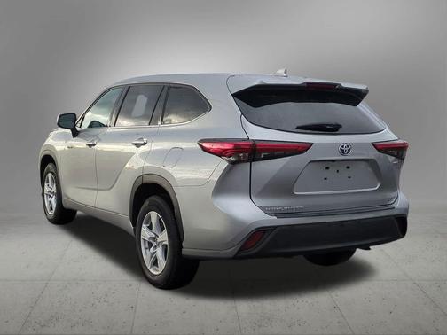 2021 Toyota Highlander Hybrid LE