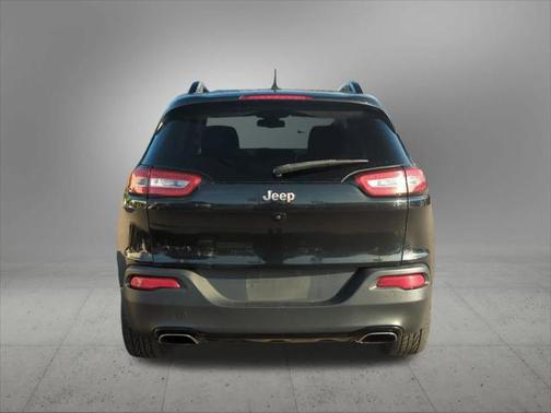 2016 Jeep Cherokee Altitude