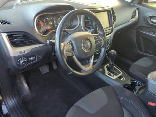 2016 Jeep Cherokee Altitude