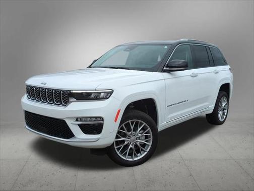 2022 Jeep Grand Cherokee Summit