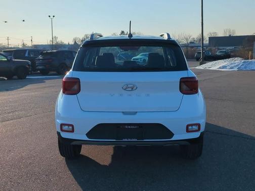2023 Hyundai VENUE Limited