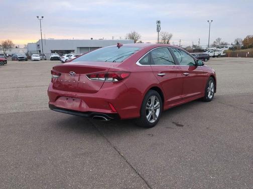 2018 Hyundai SONATA SEL