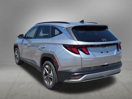 Shimmering Silver 2026 Hyundai TUCSON Hybrid SEL