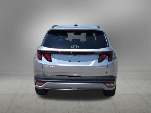 Shimmering Silver 2026 Hyundai TUCSON Hybrid SEL
