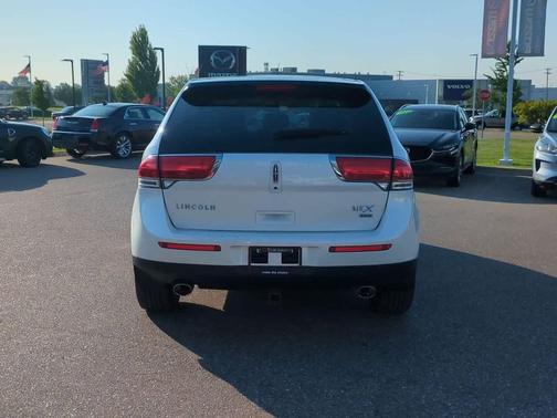 2013 Lincoln MKX Base