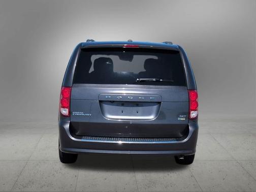 Granite Pearlcoat 2019 Dodge Grand Caravan SXT