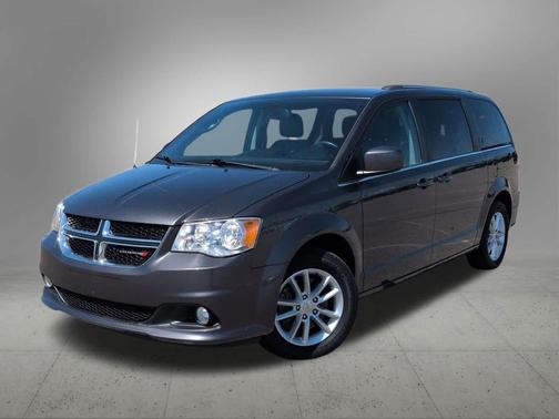 Granite Pearlcoat 2019 Dodge Grand Caravan SXT