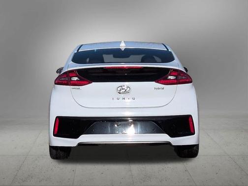 2018 Hyundai IONIQ Hybrid Limited
