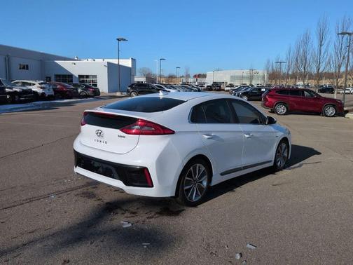 2018 Hyundai IONIQ Hybrid Limited