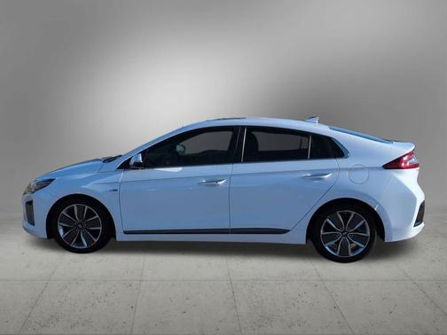 2018 Hyundai IONIQ Hybrid Limited