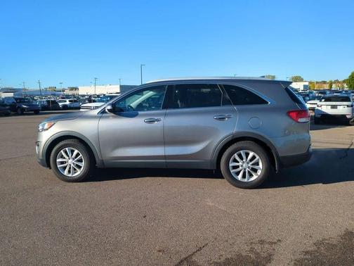 2018 Kia Sorento LX