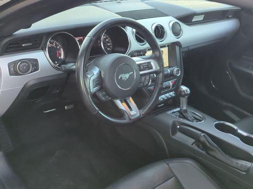 2017 Ford Mustang EcoBoost Premium