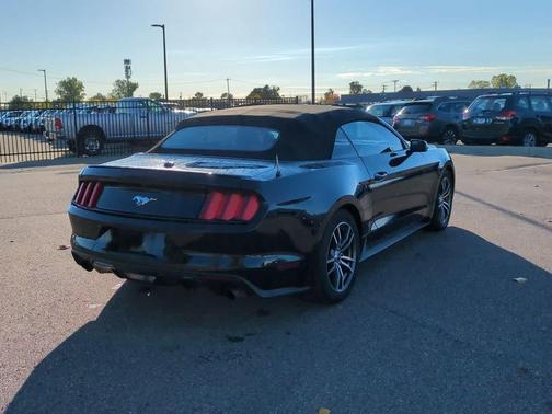 2017 Ford Mustang EcoBoost Premium