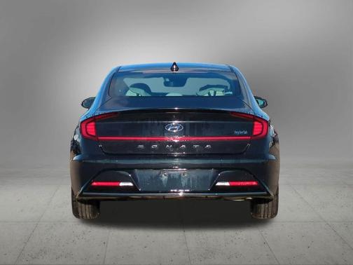 2023 Hyundai SONATA Hybrid SE