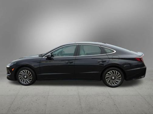 2023 Hyundai SONATA Hybrid SE