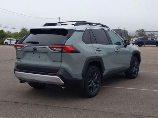 2022 Toyota RAV4 Adventure