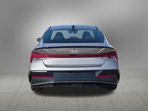 Fluid Metal 2026 Hyundai ELANTRA Sport