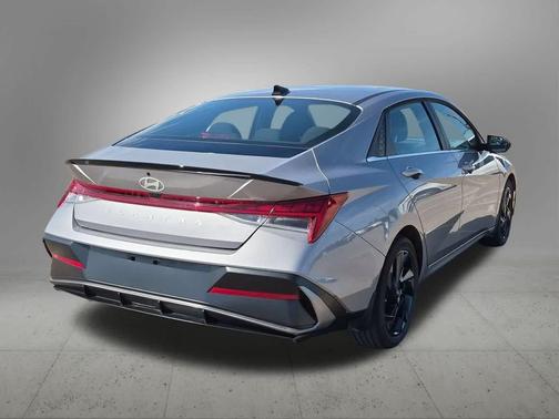 Fluid Metal 2026 Hyundai ELANTRA Sport