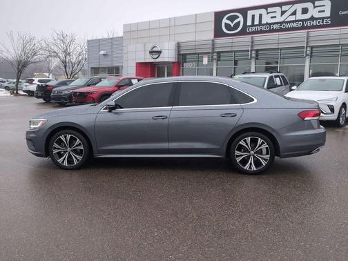 2022 Volkswagen Passat 2.0T SE