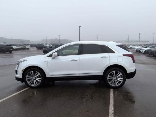2020 Cadillac XT5 Premium Luxury