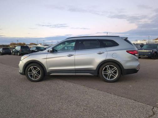 2017 Hyundai SANTA FE Limited Ultimate