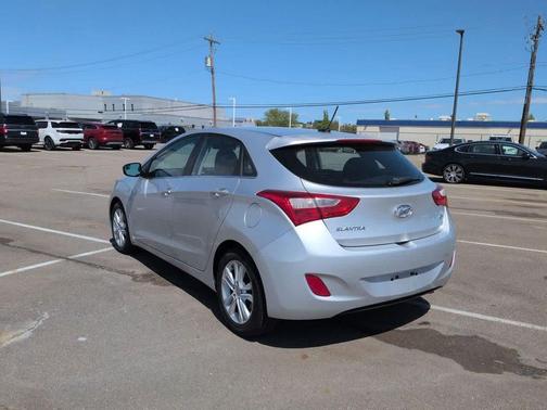 Shimmering Silver 2014 Hyundai Elantra GT Base