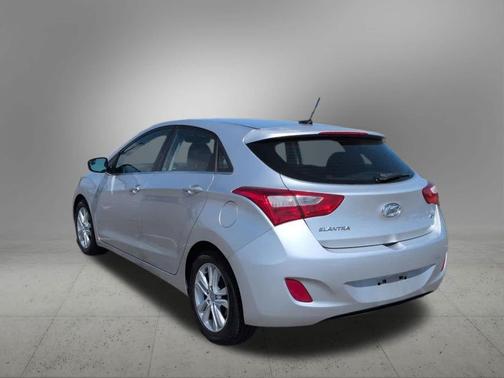 Shimmering Silver 2014 Hyundai Elantra GT Base