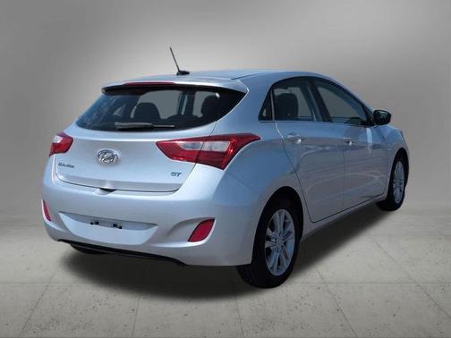Shimmering Silver 2014 Hyundai Elantra GT Base