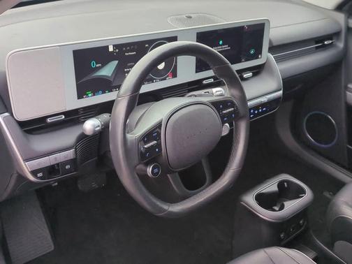 2022 Hyundai IONIQ 5 SEL