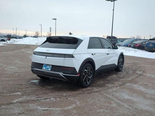 2022 Hyundai IONIQ 5 SEL