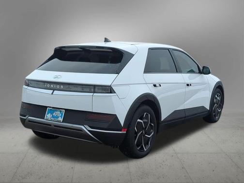 2022 Hyundai IONIQ 5 SEL