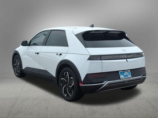 2022 Hyundai IONIQ 5 SEL