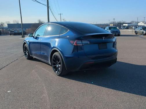 2021 Tesla Model Y Long Range Dual Motor All-Wheel Drive