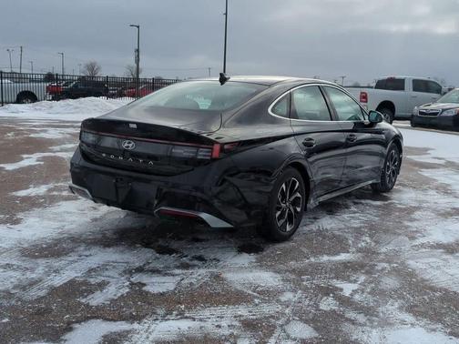 2025 Hyundai SONATA SEL